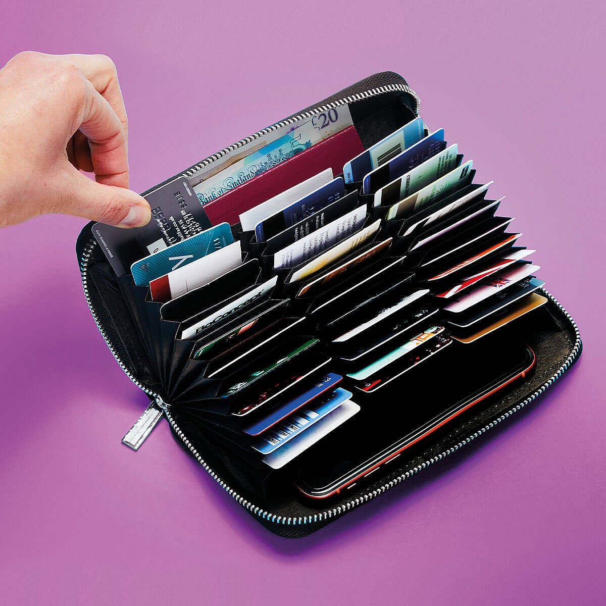 36-Card RFID Leather Wallet | Coopers of Stortford