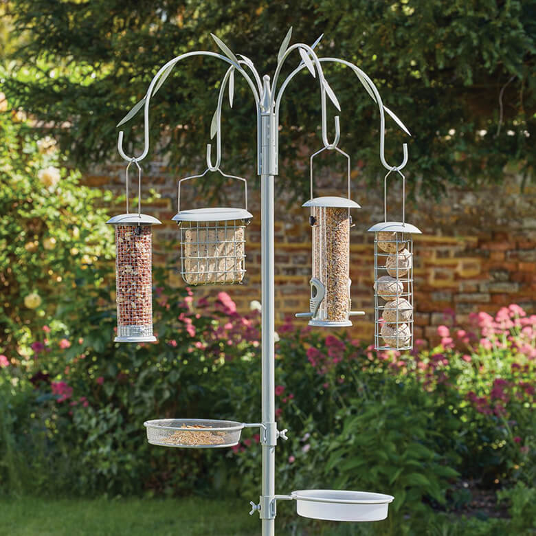 Wild Willow Bird Feeding Station 