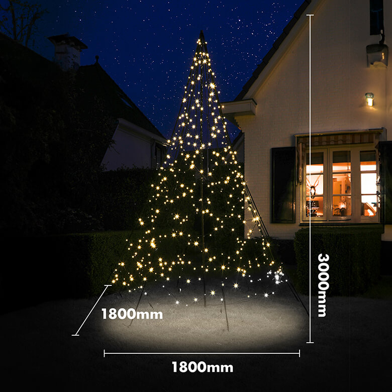 christmas tree with lights outdoor