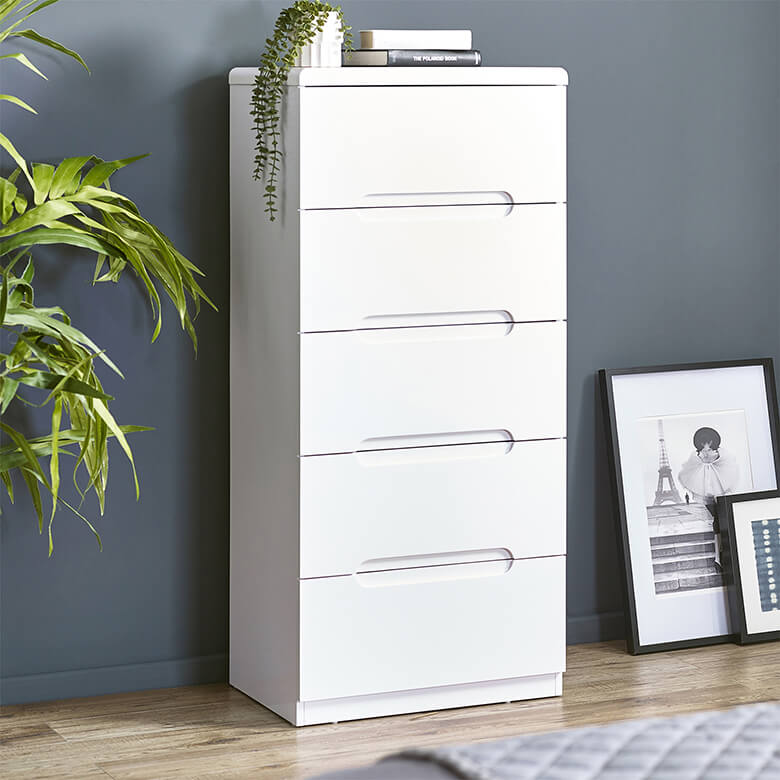 Brooklyn 5 drawer chest on sale